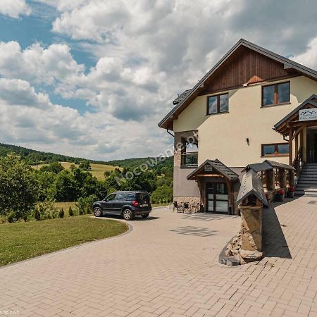 Dobranocka Hotel Malastow ภายนอก รูปภาพ