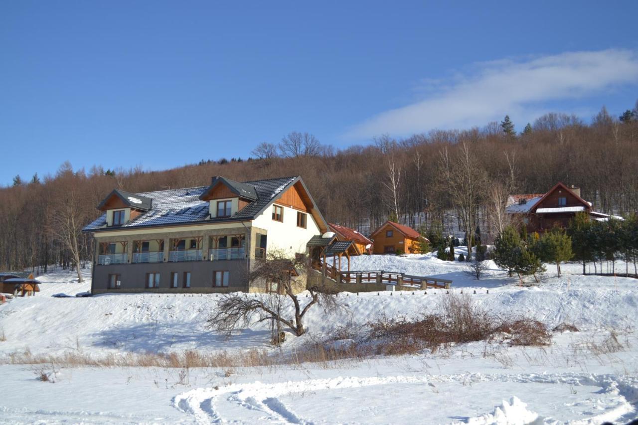 Dobranocka Hotel Malastow ภายนอก รูปภาพ