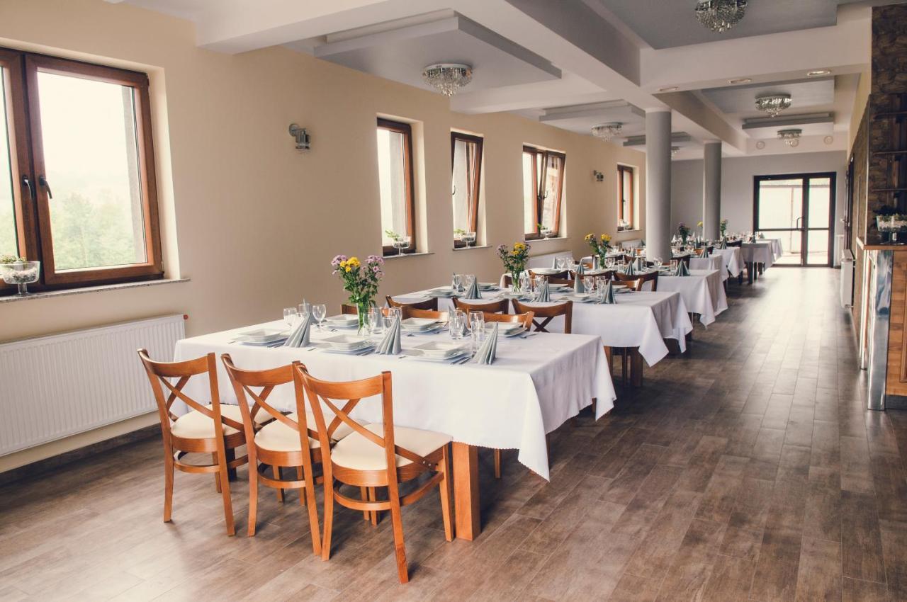 Dobranocka Hotel Malastow ภายนอก รูปภาพ