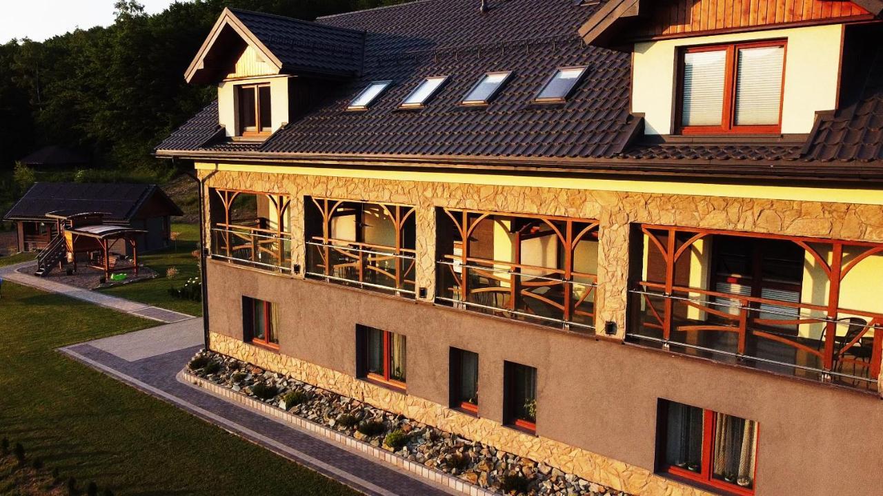 Dobranocka Hotel Malastow ภายนอก รูปภาพ