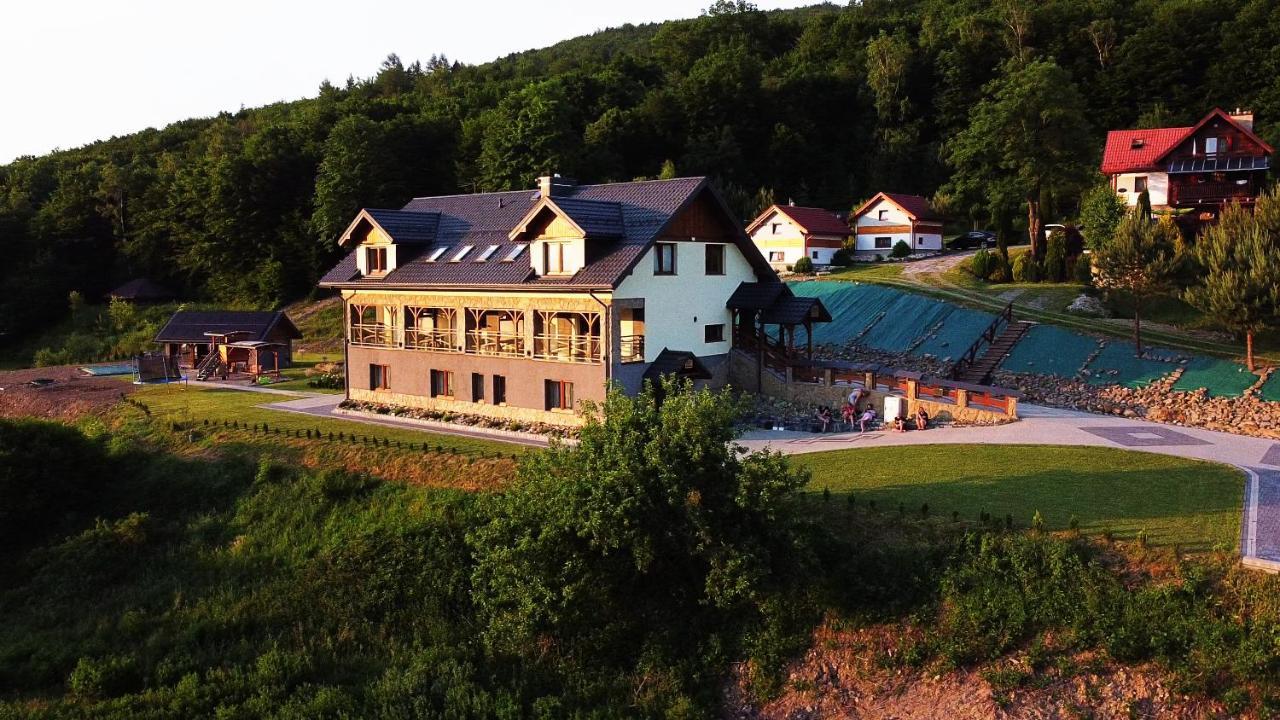 Dobranocka Hotel Malastow ภายนอก รูปภาพ